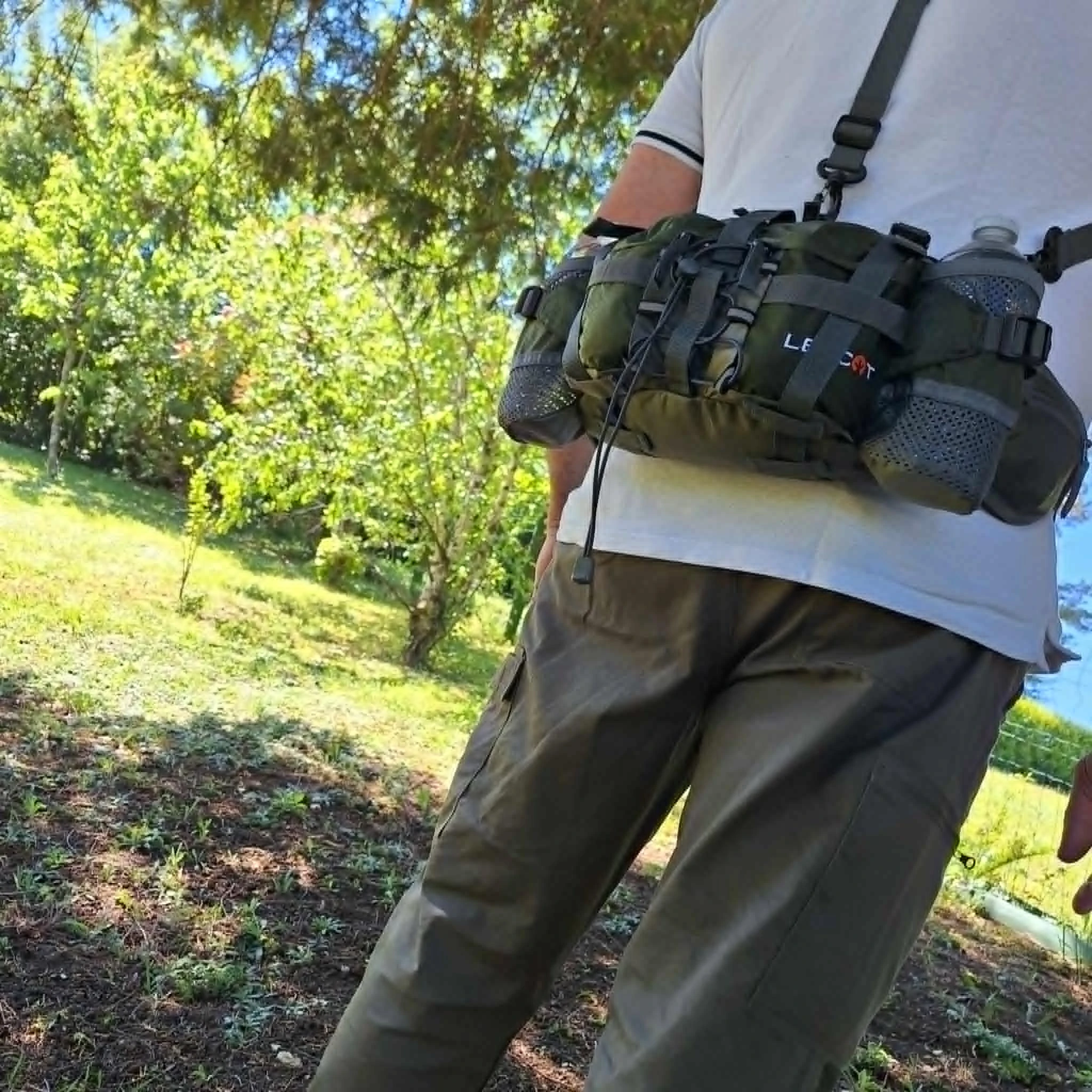 Mochila Outdoor Rando Confort Plus — costas acolchoadas, vários bolsos, verde escuro – photo 19